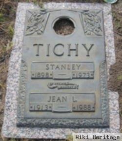 Stanley Tichy