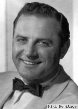 Brad Dexter