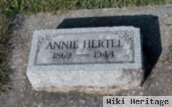 Annie Hildebrandt Hertel