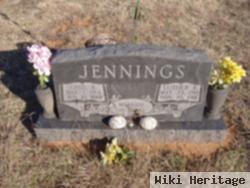 Onie R Jennings