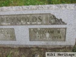 William W Reynolds