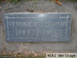 Veronica Figurski