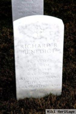 Richard R Benedict