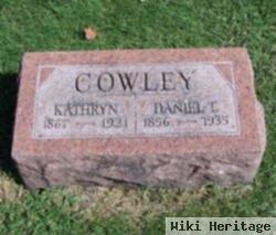 Daniel T Cowley