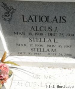 Stella M Latiolais