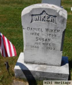 Daniel Wiker