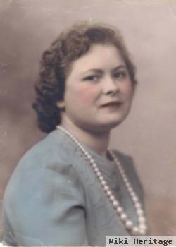 Mrs Gladys Ree Jones Engle