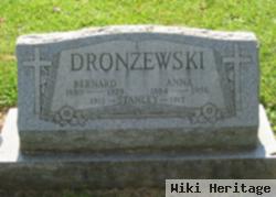 Stanley Dronzewski