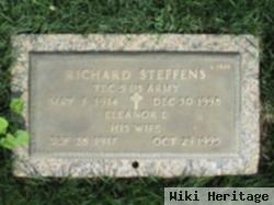 Richard Steffens