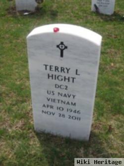 Terry L Hight