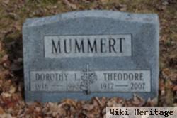 Dorothy L Mummert