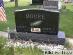 Doris I Moore