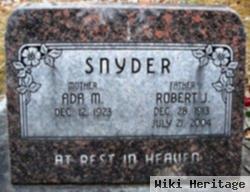 Robert J Snyder