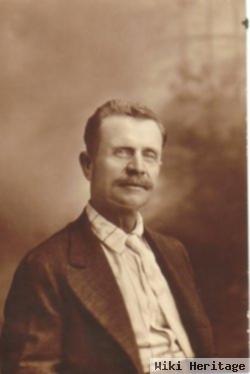 Daniel Leroy Hainey