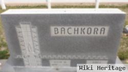 Ruth W Arp Bachkora