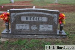 Clifford Lee Riddles