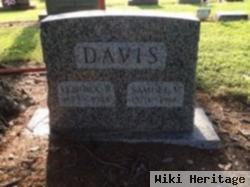 Lenora B Davis