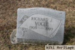 Richard J Vogle