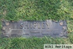 Joe M Shipley