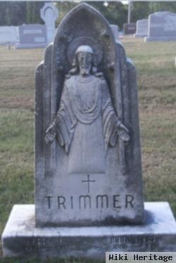 Henry E Trimmer