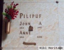 Anne Pilipuf