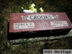 Verna I Hodges Crooks