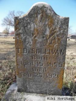 Thomas D Sullivan