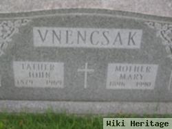 John Vnencsak