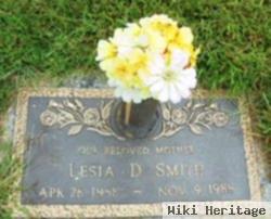 Lesia D Smith