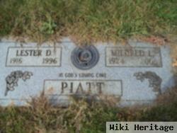 Lester D Piatt