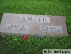 Juda M Smith