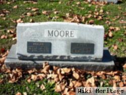 Lelia Eileen Coble Moore