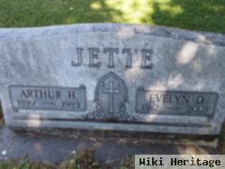 Arthur H Jette