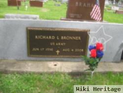 Richard L Bronner