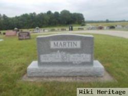 Mildred R Martin