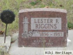 Lester F Riggins