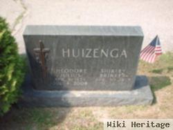 Shirley Brinker Huizenga