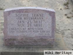 Sophie Kuenemann Lehne