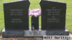 Chester H Wise, Ii