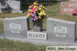 Doris E Elliott