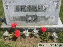 Oran R Leonard