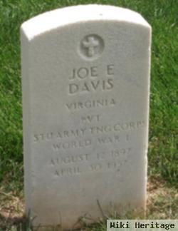 Joe E. Davis