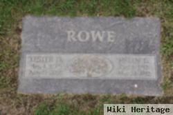 Helen E Rowe