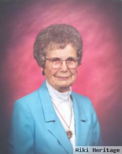 Evelyn Doris "peggy" Hegland Nicholson