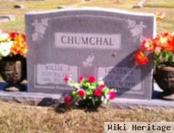 Willie J Chumchal