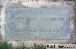 Vere Irvan Van Divier