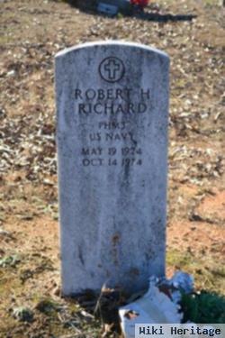 Robert H Richard