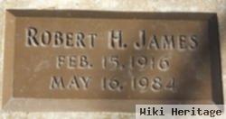 Robert Hayes James