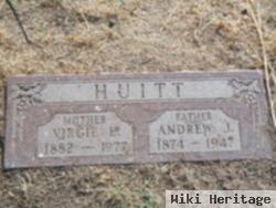 Andrew J Huitt