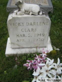 Vicky Darlene Clark